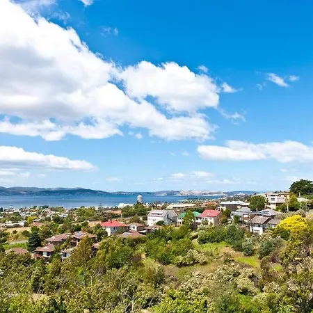 Lovely Brick Cottage With Amazing Water View Hobart Exterior photo